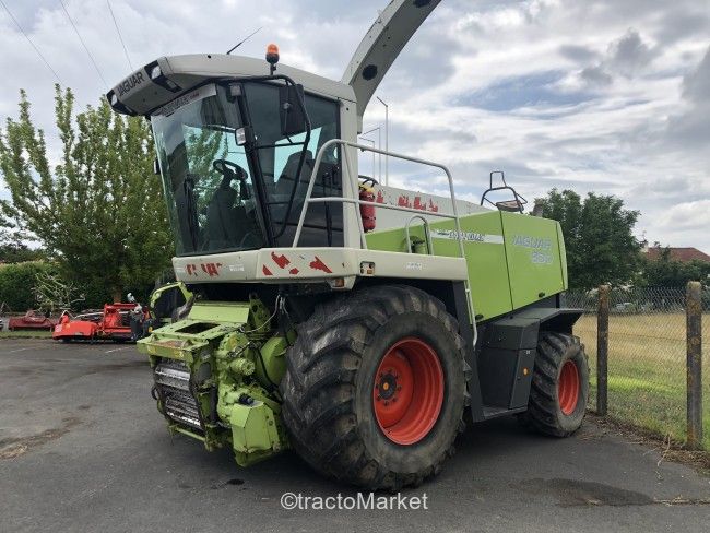 Claas jaguar 830