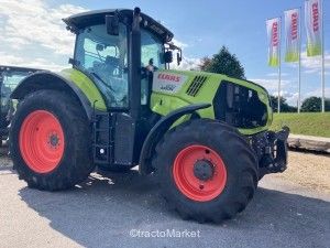 AXION 800 T4F CEBIS Presse à balles rondes