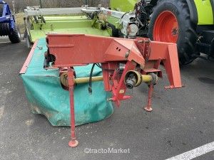 2528 Tracteur agricole