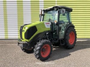 NEXOS 230 VL ISC * Tracteur agricole