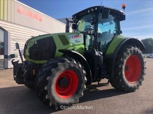 AXION 810 T4F CMATIC Autochargeuse