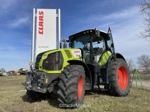 AXION 810 CMATIC Pick-up pour ensileuse