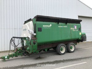MELANGEUSE KEENAN MF 360 BM Désileuse