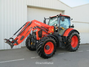 TRACTEUR KUBOTA M7-133 Désileuse