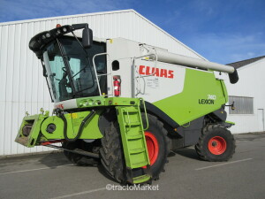 CLAAS LEXION 740 Désileuse