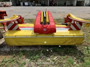 FAUCHEUSE Tracteur agricole