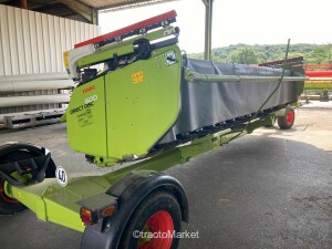 DIRECT DISC 600 Combine harvester