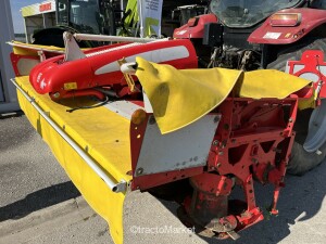 FAUCHEUSE FRONTALE NOVACAT 351 Faucheuse