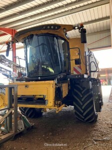 MOISSONNEUSE BATTEUSE CX 8.70 Recherche