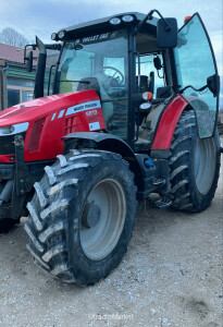 TRACTEUR MASSEY FERGUSON 5613 Accueil
