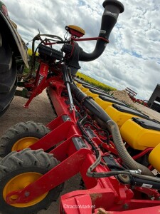 SEMOIR TEMPO V12 Tractors