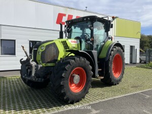 ARION 660 CMATIC CONCEPT Cueilleur pour moissonneuse batteuse